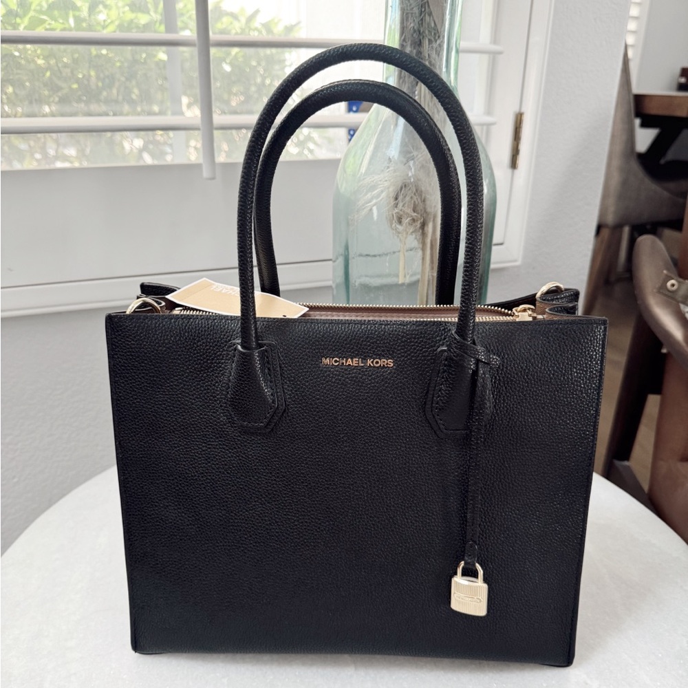 Michael Kors black leather square bag